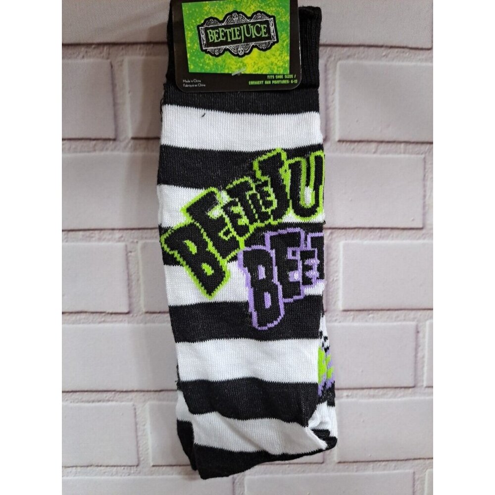 Halloween, Horror- CREEPY Beetlejuice Beetlejuice Crew Socks 6-12